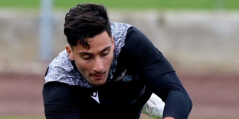 West Ham make enquiry for Thomas Strakosha