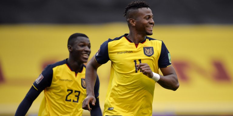 West Ham linked with move for Everton and Man Utd target Moises Caicedo