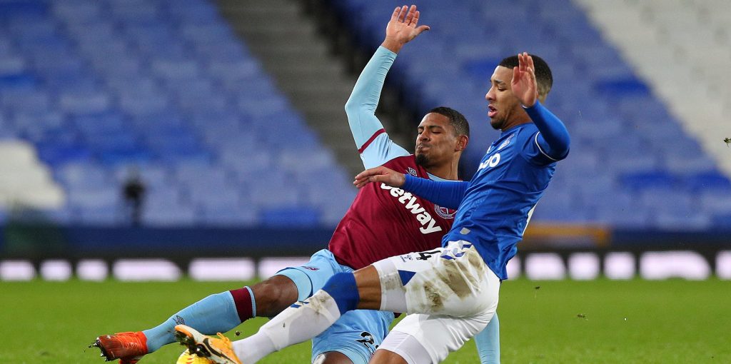 Ajax in talks with West Ham over deal for Sebastien Haller