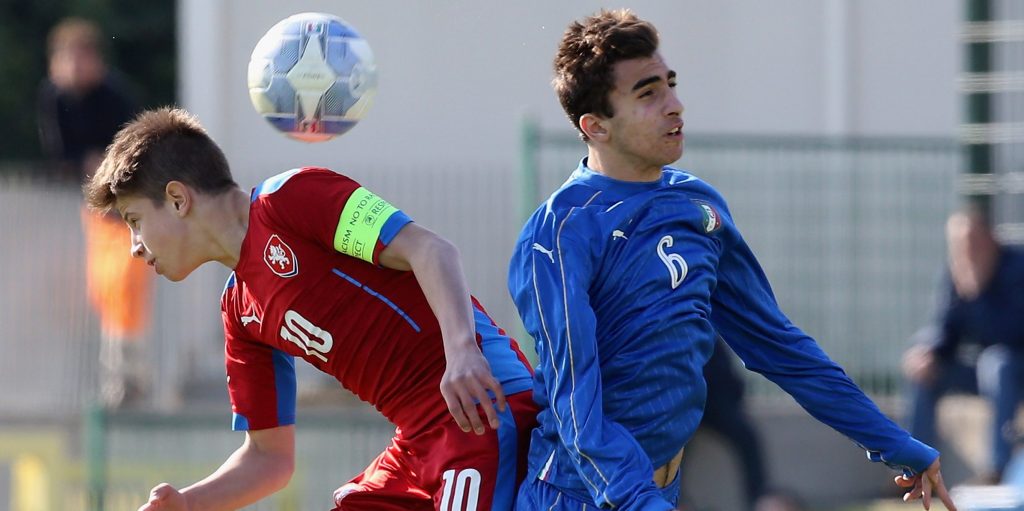 West Ham eye move for Czech striker Adam Hlozek