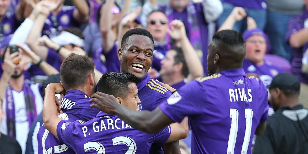 Report: West Ham make ‘official offer’ for Cyle Larin