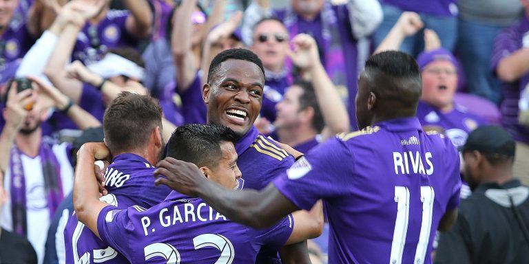 Report: West Ham make ‘official offer’ for Cyle Larin