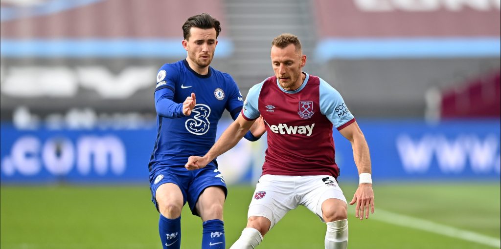 Mark Lawrenson tips West Ham for EPL defeat to London rivals