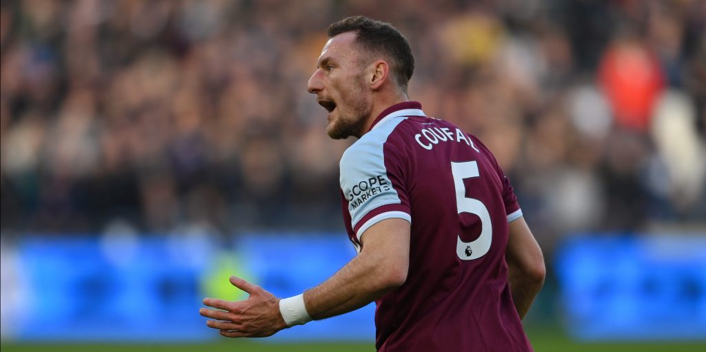 Virals: West Ham confirm ‘successful’ surgery for Vladimir Coufal