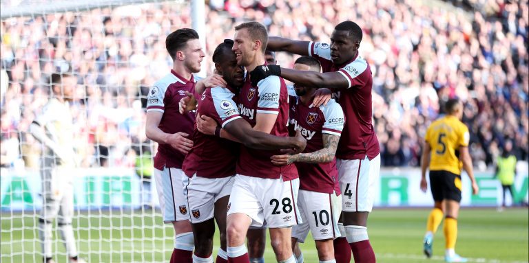 Opinion: David Moyes must go full strength for difficult EPL clash