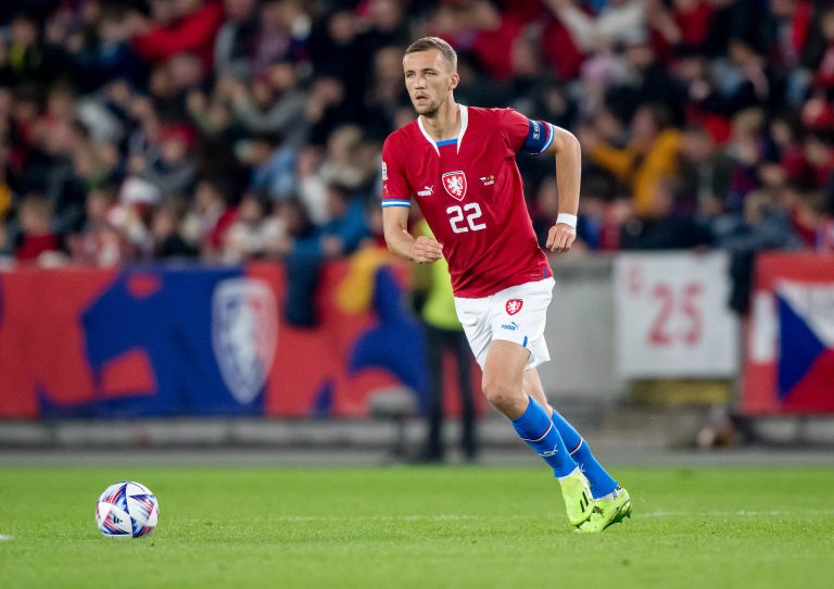 Tomas Soucek in action for Czech Republic before West Ham injury timeline update