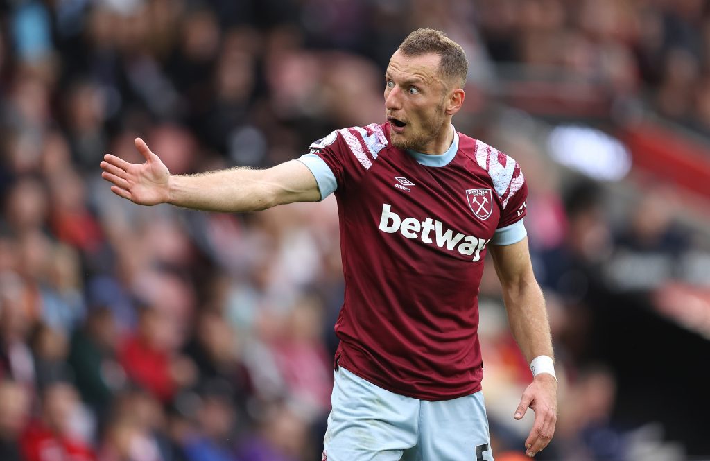 vladimir-coufal-west-ham--bayer-leverkusen-bundesliga-moyes-premier-league-transfer-news-whu-news-aaron-cresswell-hammers-london-stadium