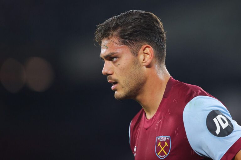 Konstantinos Mavropanos playing for West Ham United