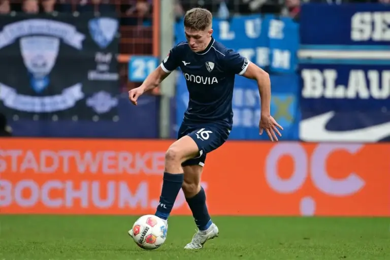 West Ham Loan Watch: Callum Marshall helps VFL Bochum to big win in 2. Bundesliga