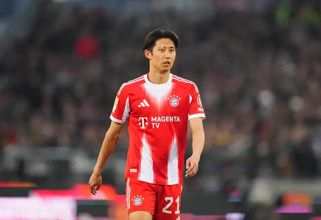 West Ham join fellow Premier League clubs enquiring about Bayern Munich defender