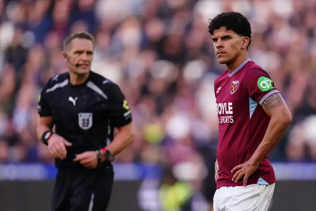 West Ham 2-2 (2-4) Leeds United: Stoppage time Hammers fall just short of Wembley