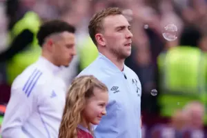 “My vision is getting this club back in the Premier League”: West Ham captain indicates stay