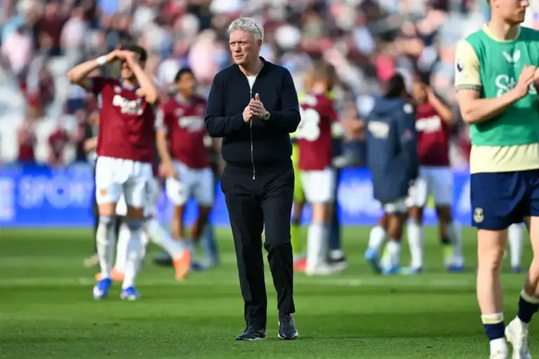 Everton manager says West Ham have key advantage over Tottenham Hotspur in survival fight
