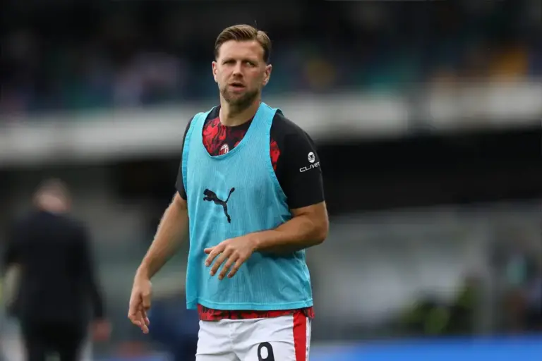 Promoted Serie A club registers interest in forgotten West Ham forward after failed AC Milan move