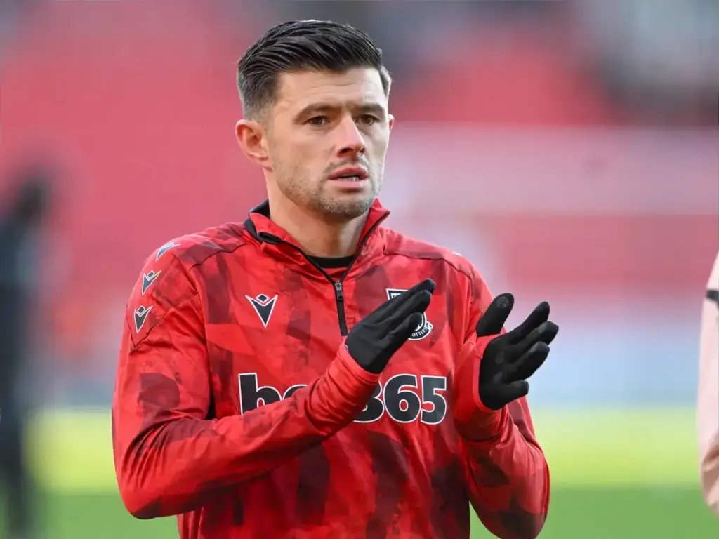Championship club’s latest squad retained list could pave way for West Ham reunion