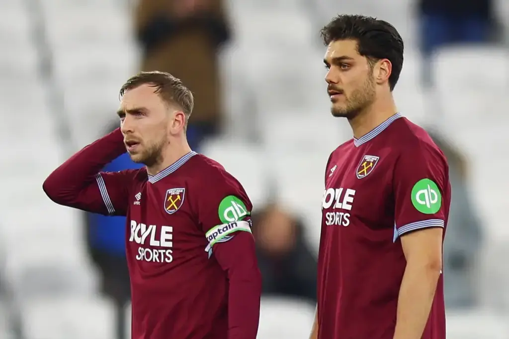 West Ham trio miss out on latest Premier League awards