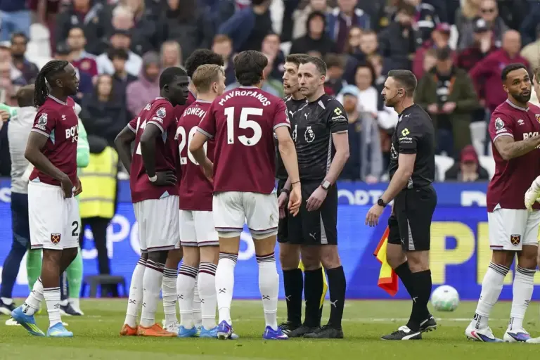 West Ham News Today: Alvarez loan to not be made permanent, Castellanos relegation clause, Fernandes on moving forward