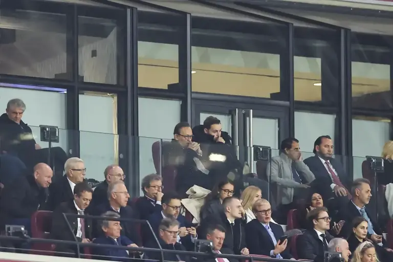 David Sullivan set to attend West Ham opener despite advice