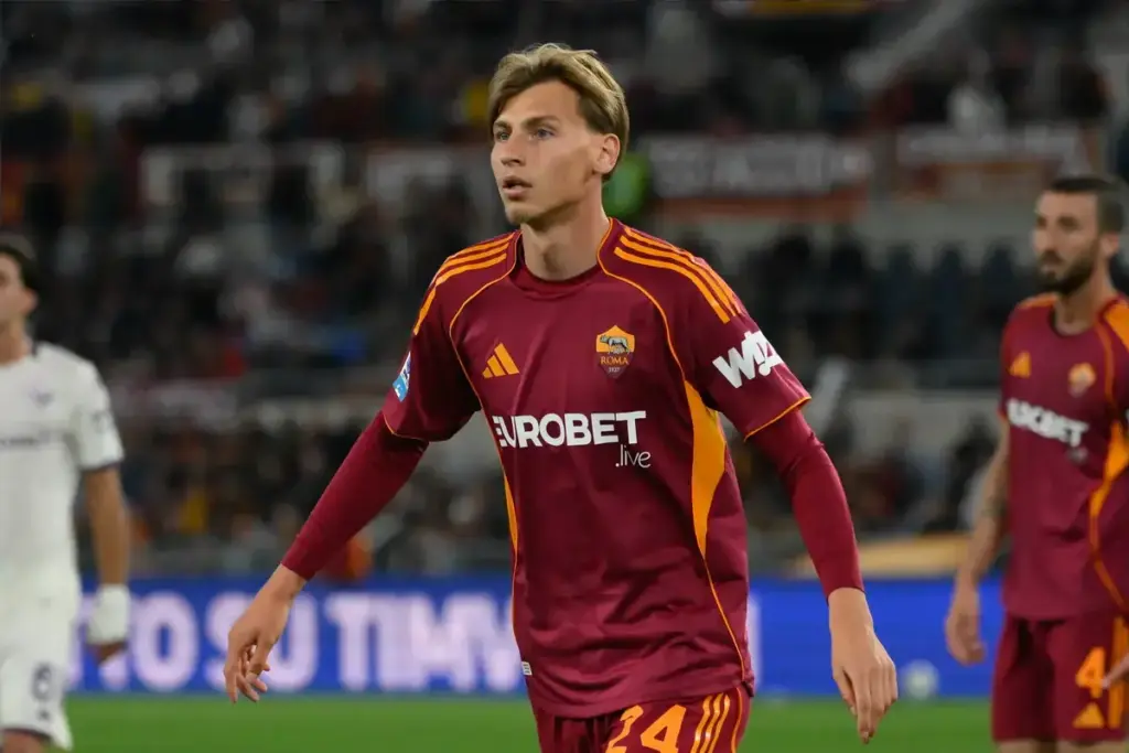 Latest name emerges in West Ham’s centre-back chase as Pole from Serie A giants targeted