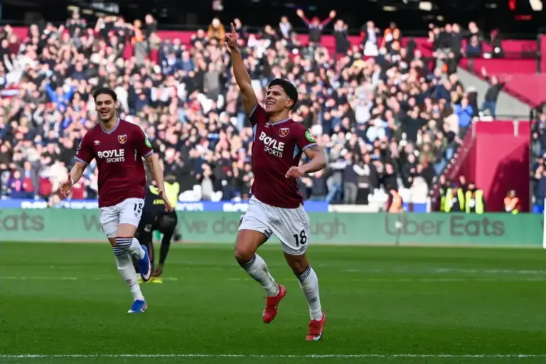 West Ham pair win club awards following debut seasons