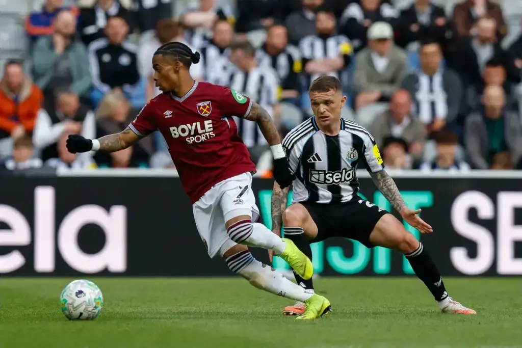 West Ham winger gives no indication of future in interview with Dutch media