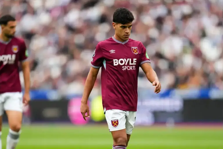 Manchester United are set to step up pursuit of West Ham midfielder after confirming first signing of the summer
