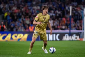 West Ham transfer claims challenged as Gustavo Sá breaks silence