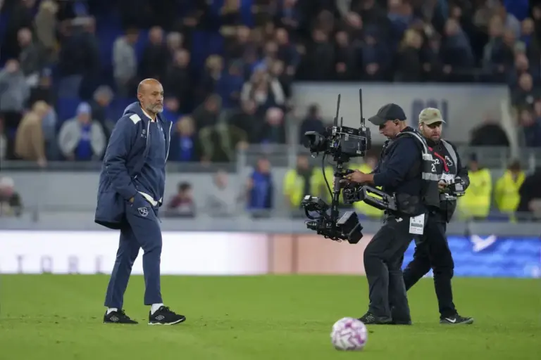 West Ham Sell 42,000 Season Tickets As Nuno Faces Championship Promotion Pressure