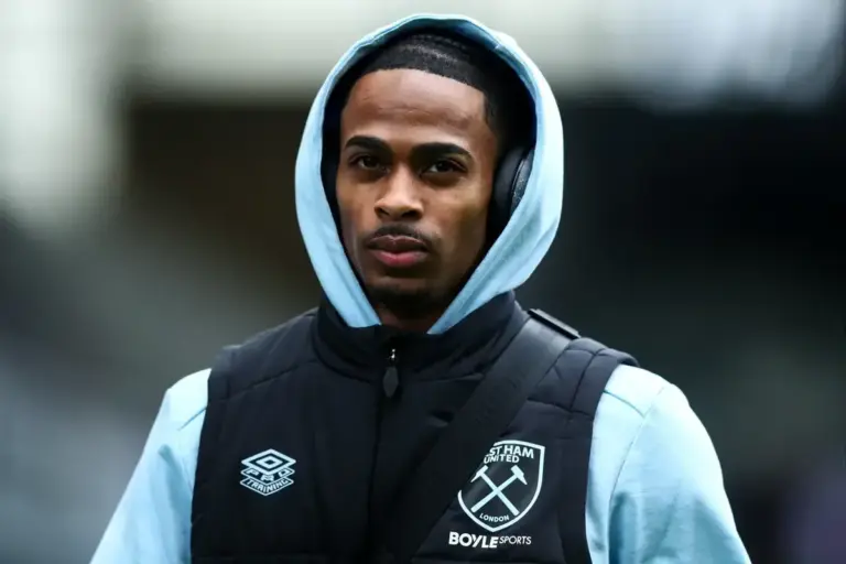 Manchester United Open Crysencio Summerville Talks With West Ham