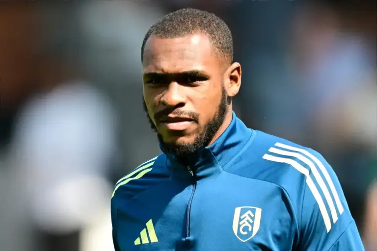 Former West Ham defender officially completes Premier League move