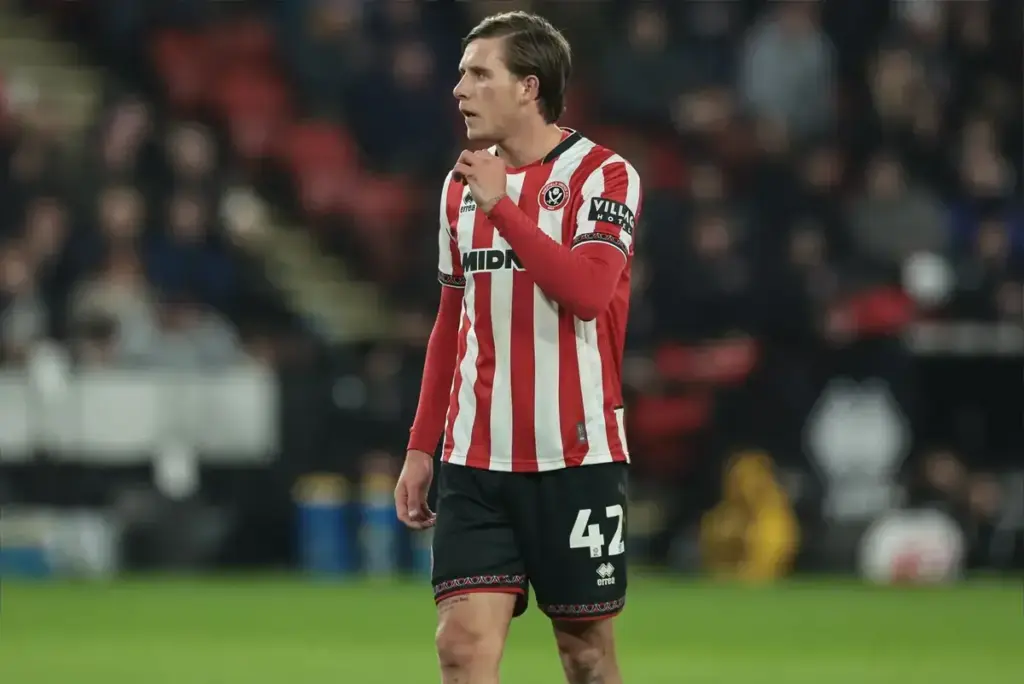 Sydie Peck in action for Sheffield United amid interest from West Ham United