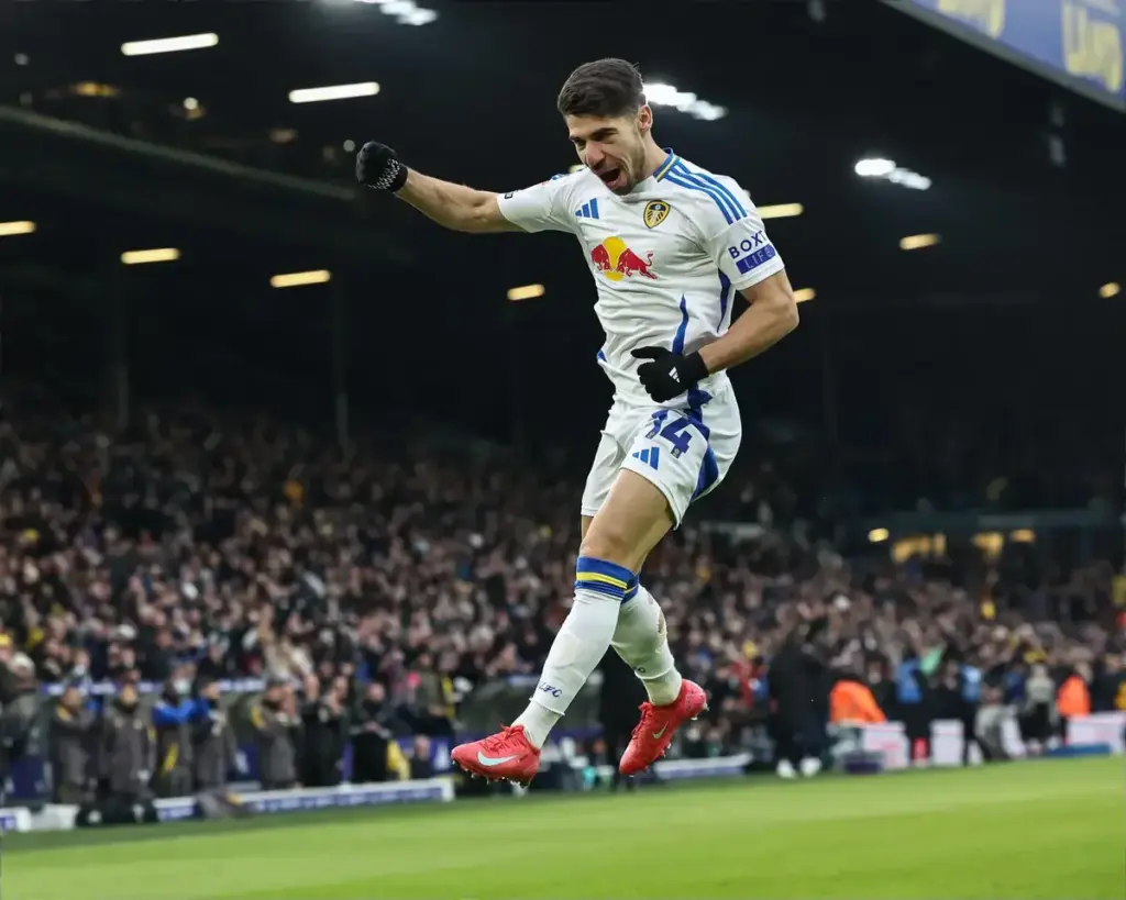 Manor Solomon in action for Tottenham Hotspur amid interest from West Ham United