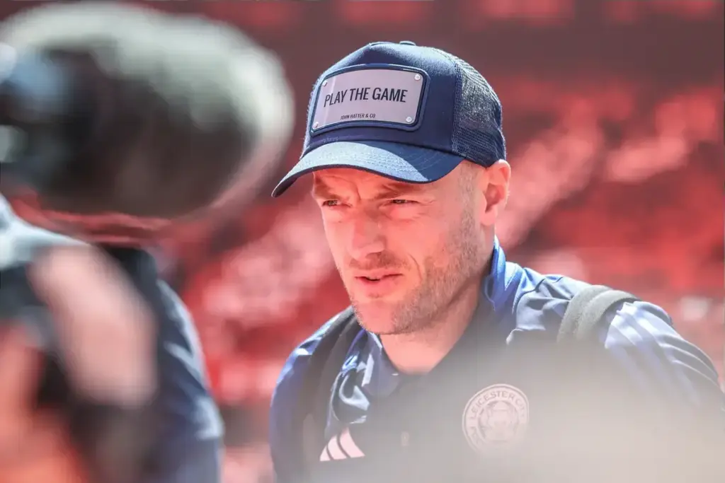 Nuno gives Jamie Vardy verdict as West Ham weigh shock free transfer