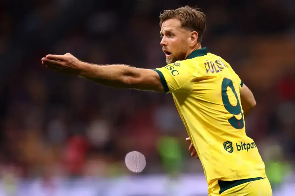 Niclas Fullkrug in West Ham training kit amid uncertainty over his future