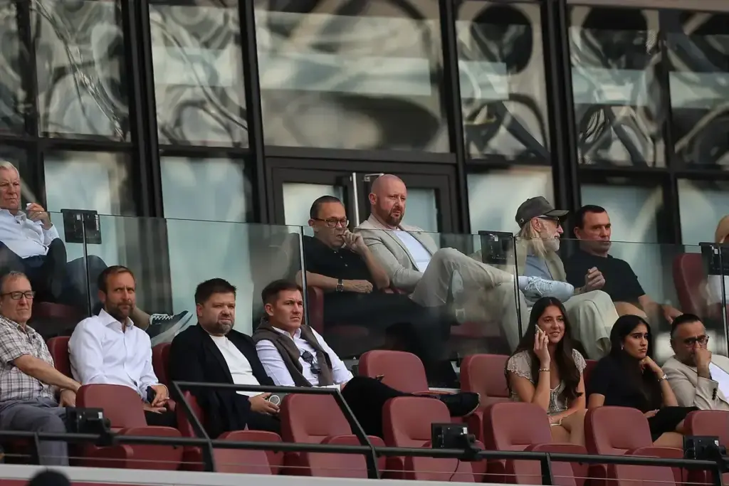 David Sullivan and West Ham directors in the boardroom