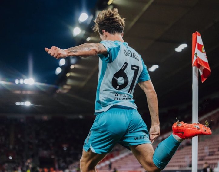 Lewis Orford forces Nuno selection call before Watford trip