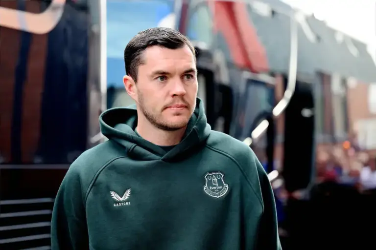 West Ham hold Michael Keane talks as Everton defender available