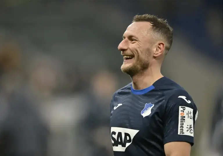 Vladimir Coufal sparks West Ham return talk after London Stadium post