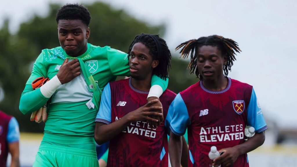 Jethro Medine playing for West Ham United Under-21s