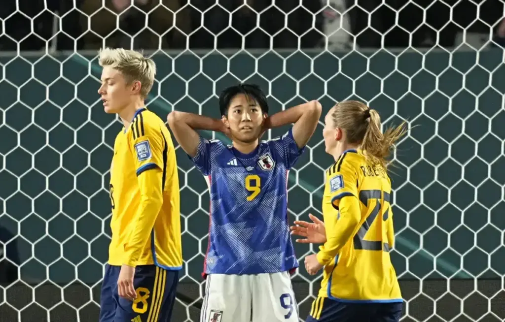 Riko Ueki Ruled Out for Weeks in West Ham Injury Blow