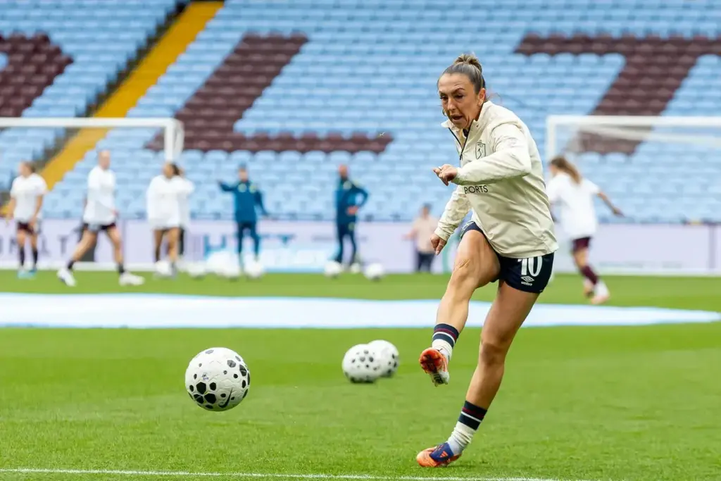 West Ham name Katie Zelem captain before Tottenham WSL opener
