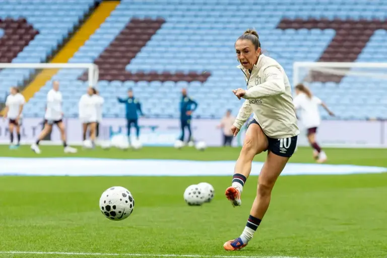 West Ham name Katie Zelem captain before Tottenham WSL opener