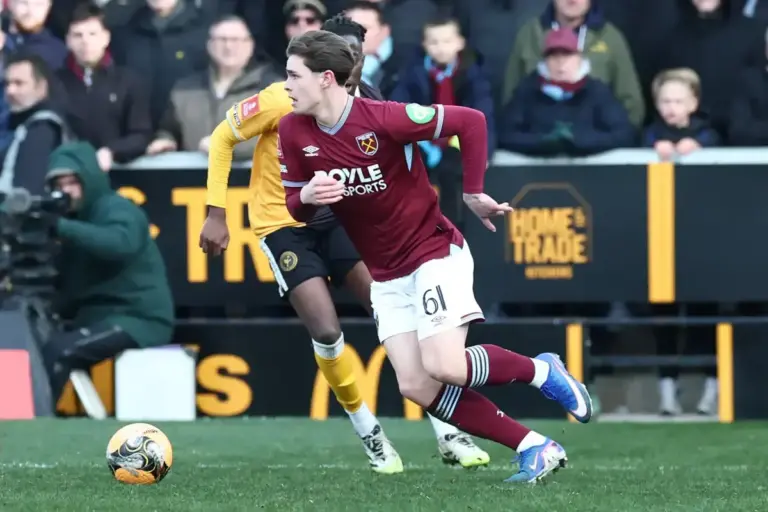 West Ham gem Lewis Orford gives Nuno major selection call