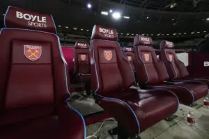 West Ham reveal Ludek Miklosko tribute plans as family joins former team-mates for QPR ceremony